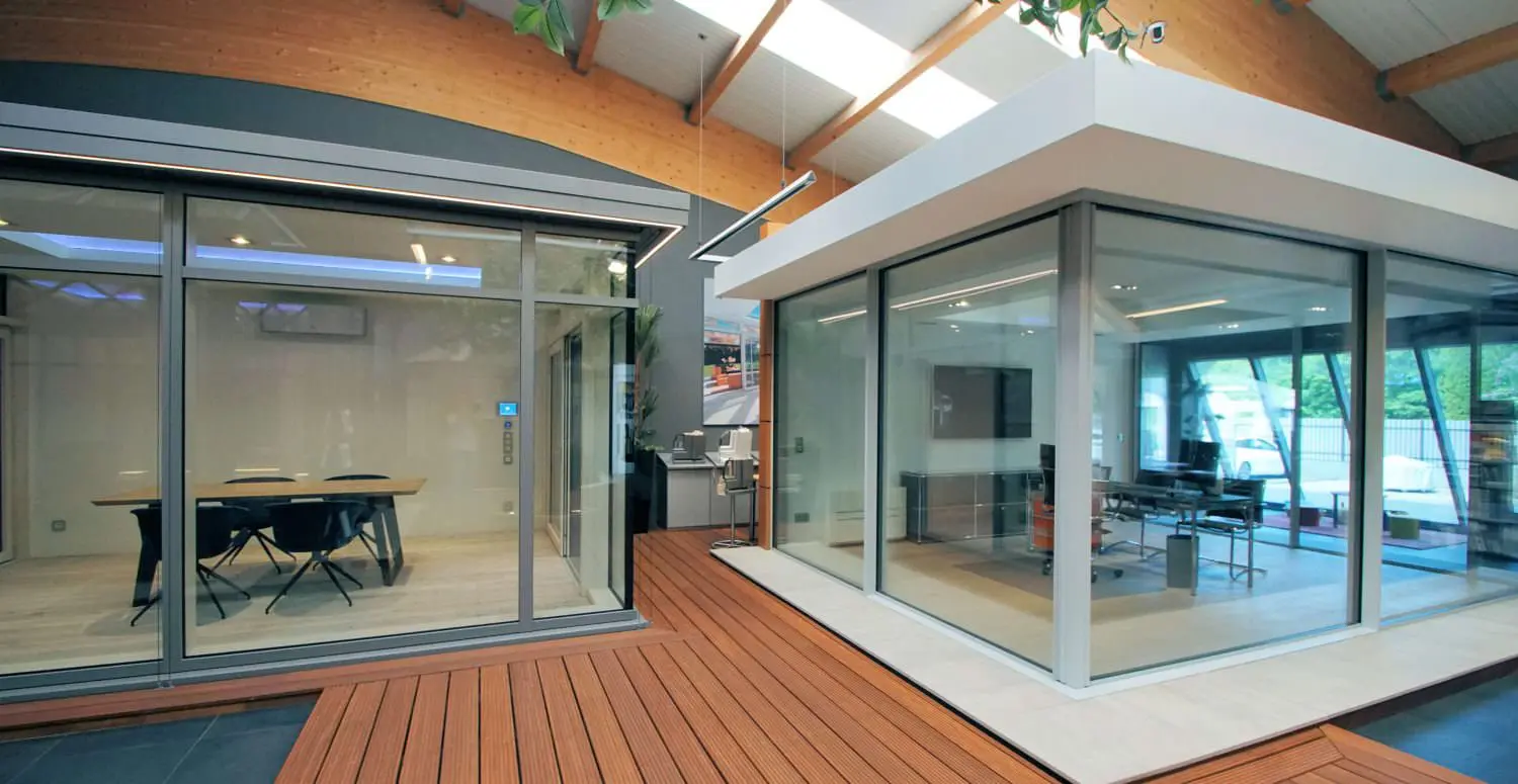 EINE DER GRÖSSTEN UND SCHÖNSTEN WINTERGARTEN-AUSSTELLUNGEN DEUTSCHLANDS