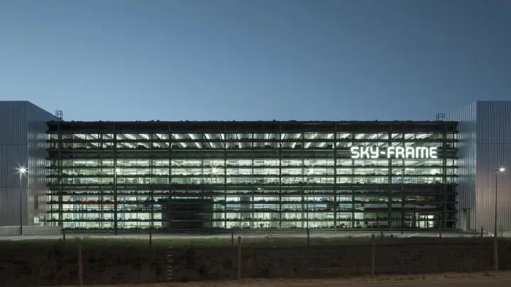 Sky-Frame Hauptsitz Sky-Frame Hauptsitz