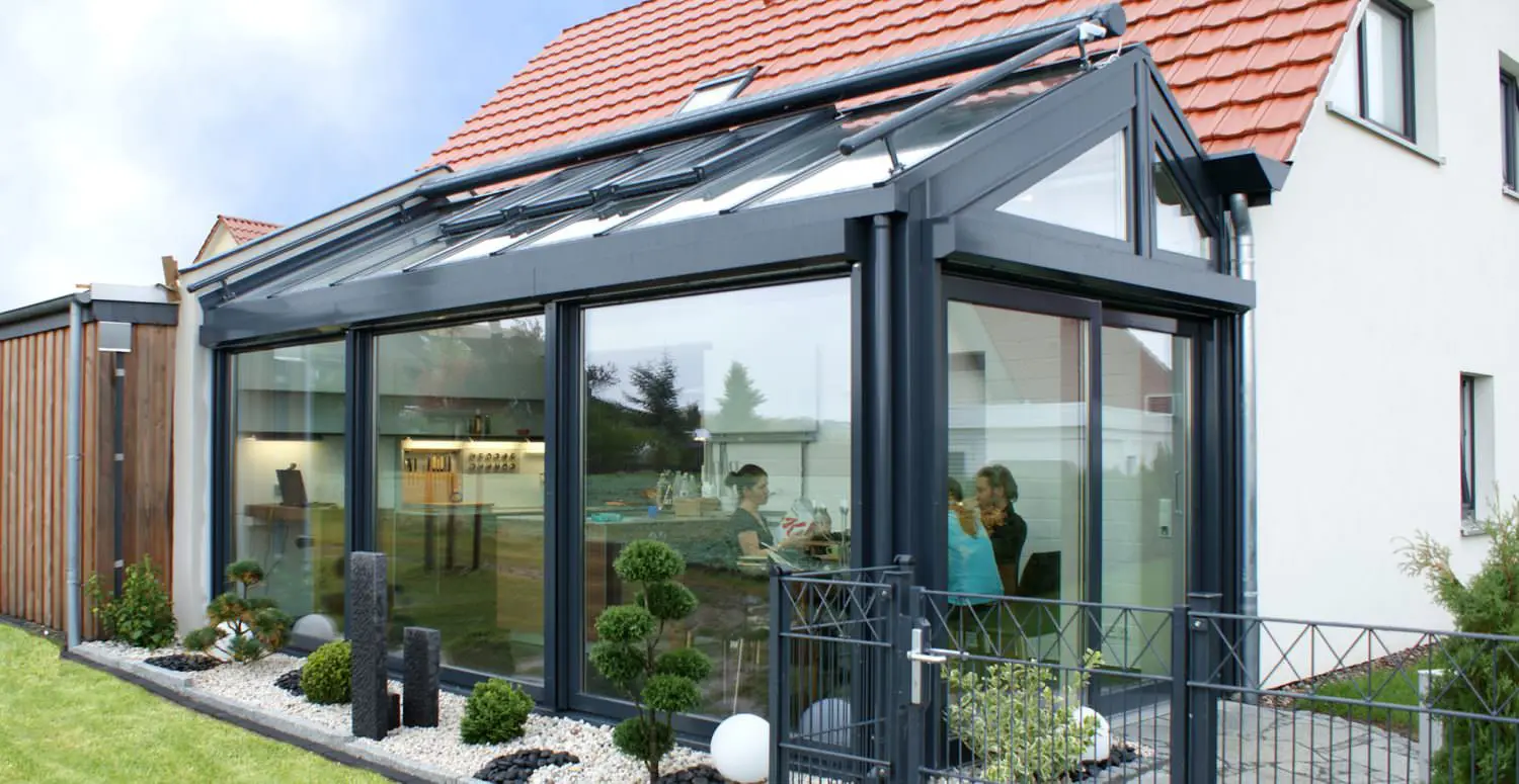 TRAUM-WINTERGÄRTEN zum WOHNEN