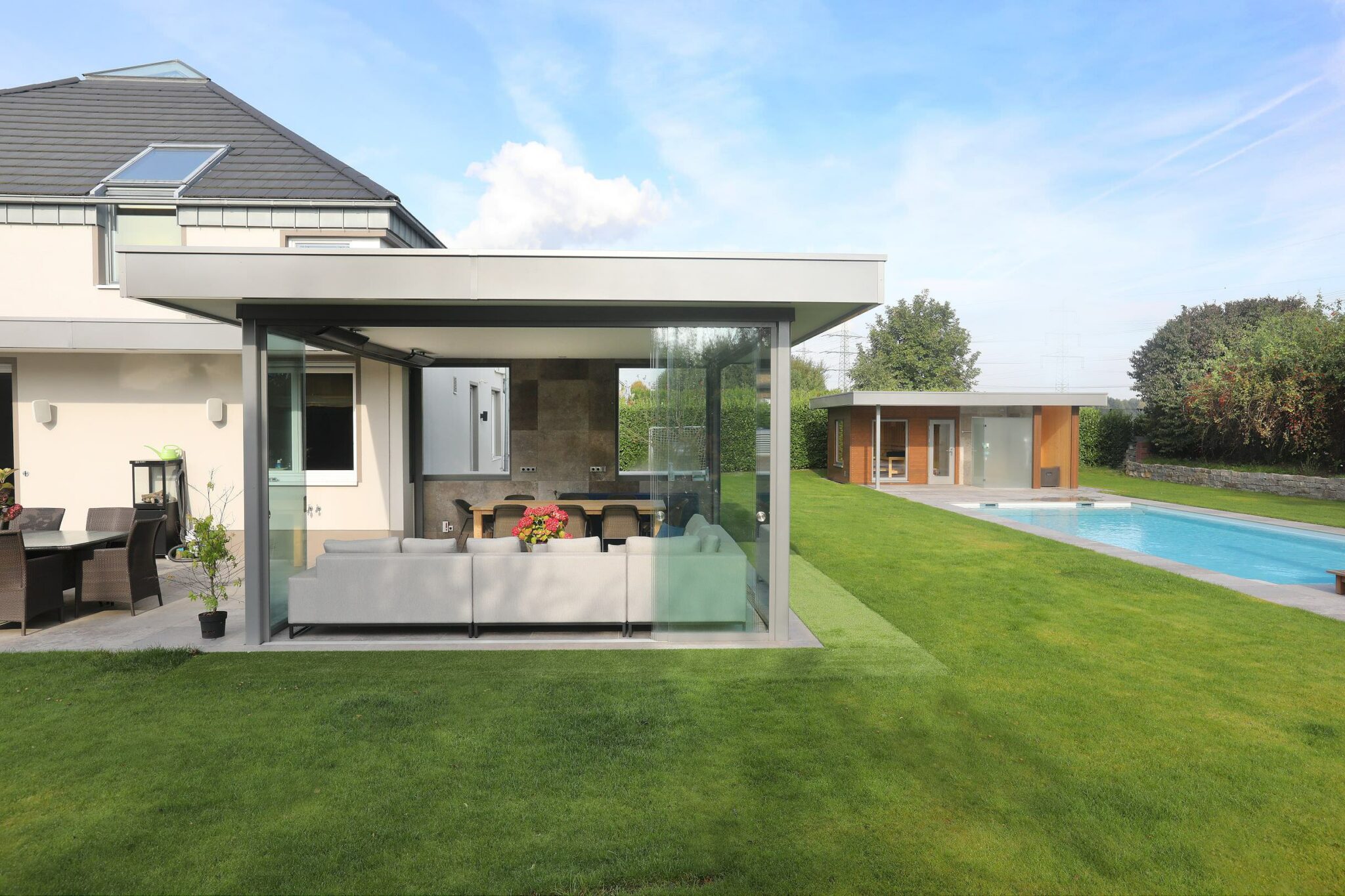 KrenzerPoolhaus im Garten