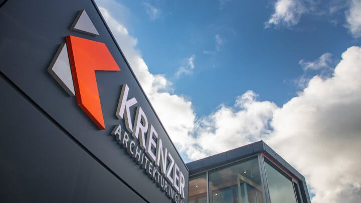 Sky-Frame Showroom
